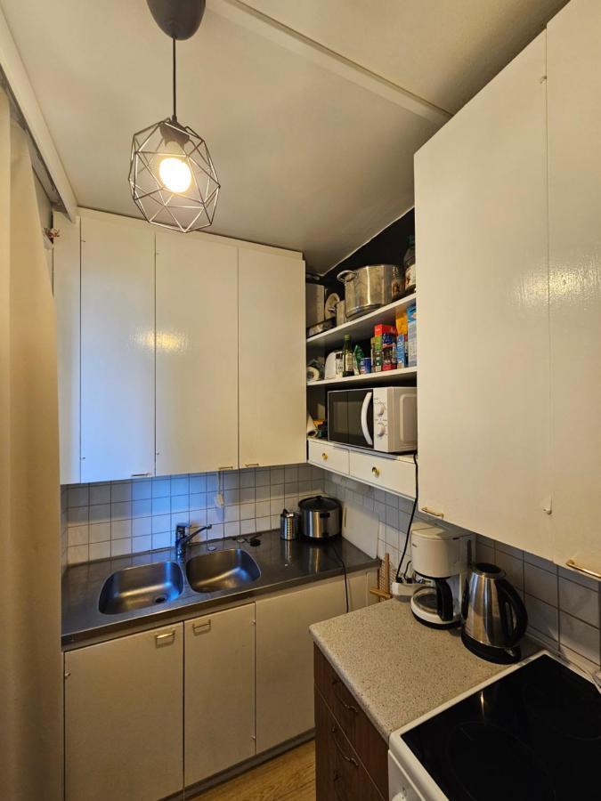 Comfortable 1 Bedroom Apartment In Helsinki Bagian luar foto